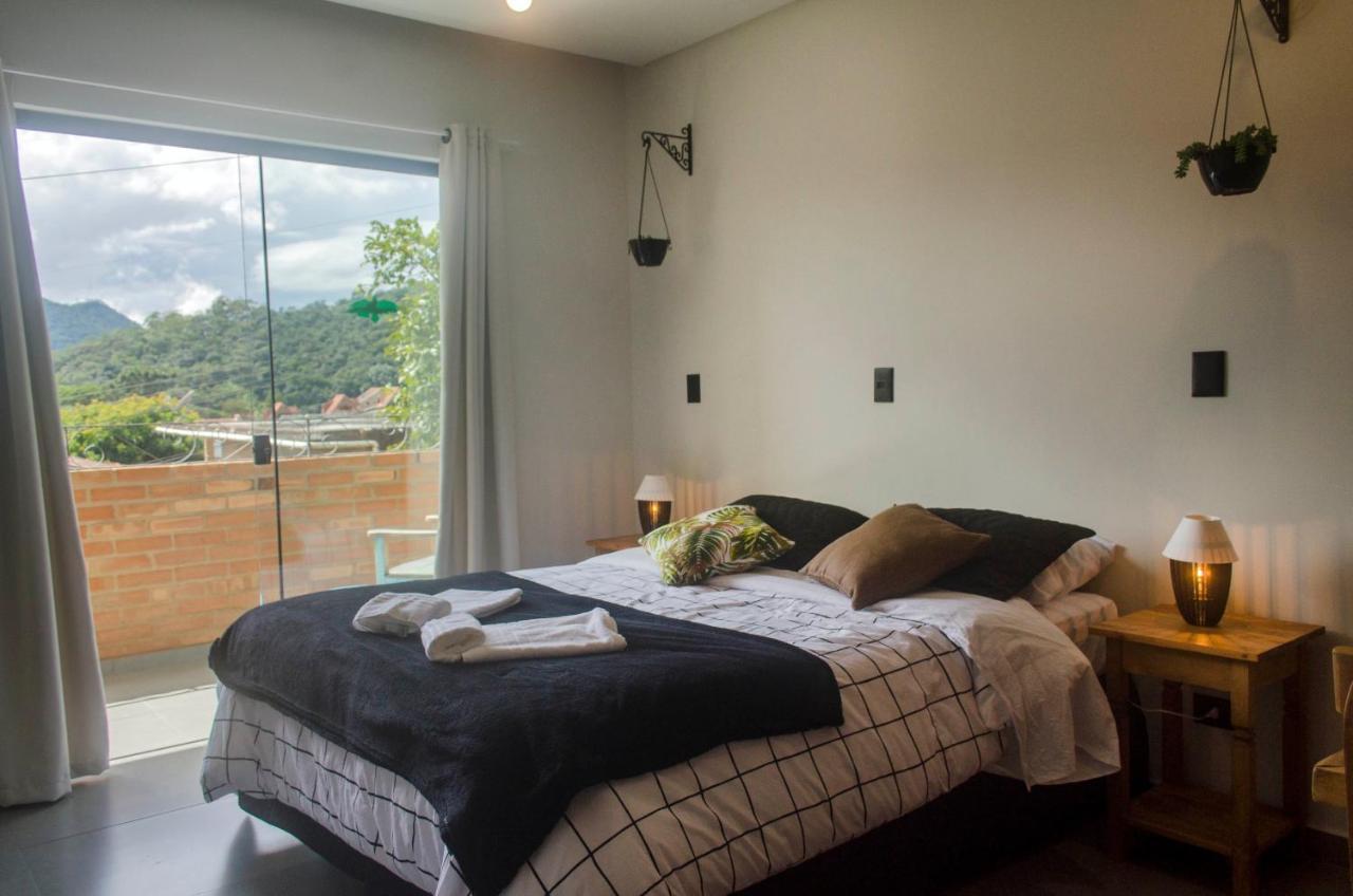 Studios Pinhal Santo Antônio do Pinhal Екстериор снимка
