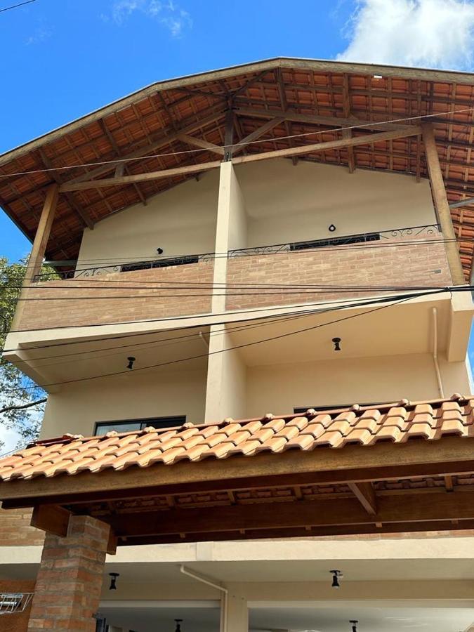 Studios Pinhal Santo Antônio do Pinhal Екстериор снимка