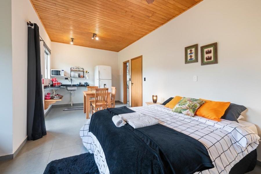 Studios Pinhal Santo Antônio do Pinhal Екстериор снимка