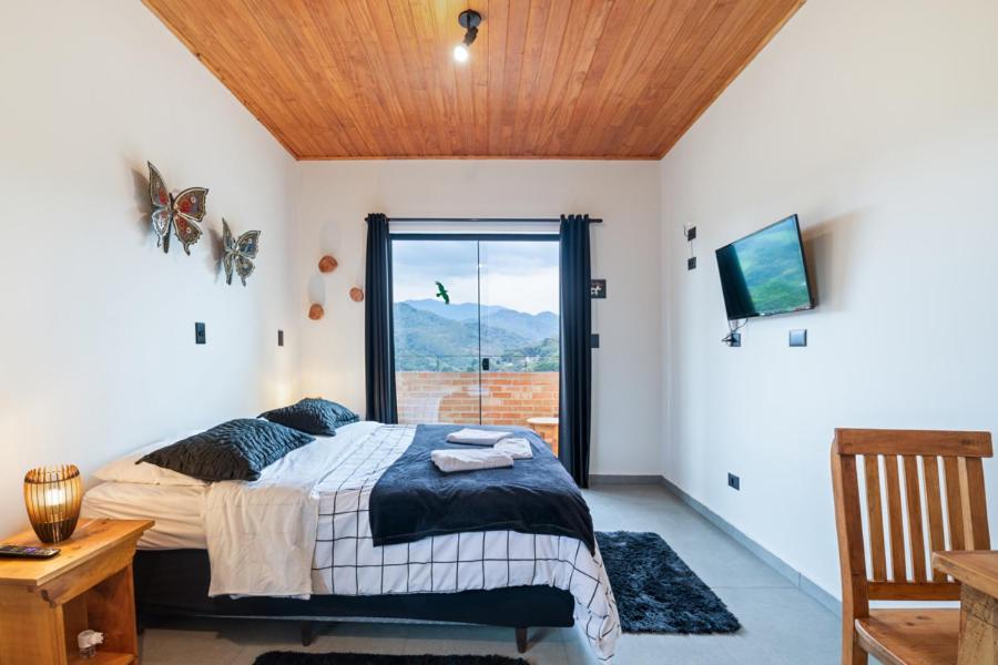 Studios Pinhal Santo Antônio do Pinhal Екстериор снимка